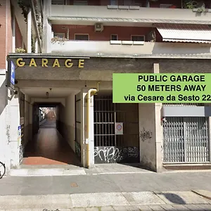 Studio 18 , Milan Italie